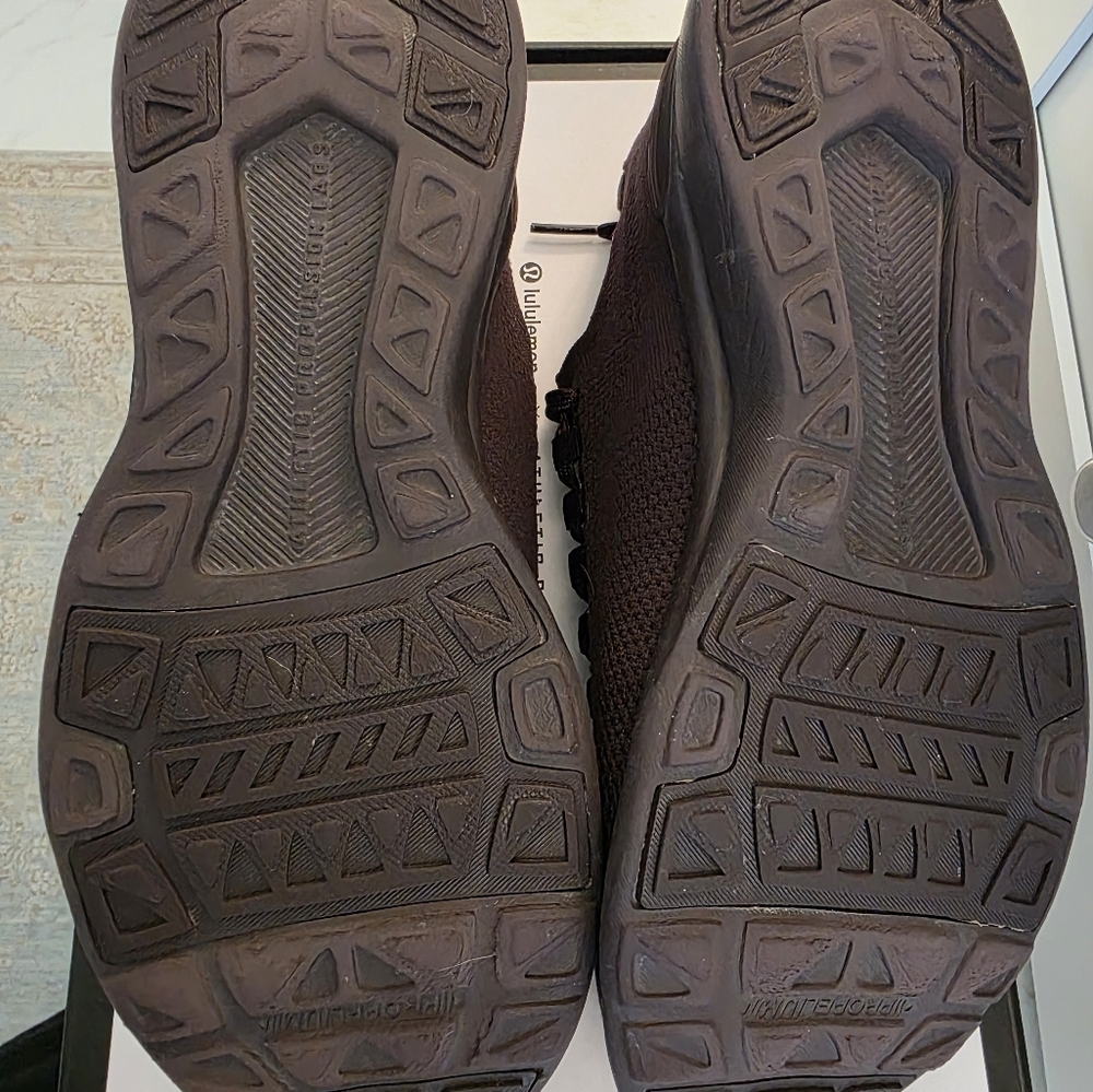 APL/Lululemon Collab Techloom Breeze - Picture 9 of 11